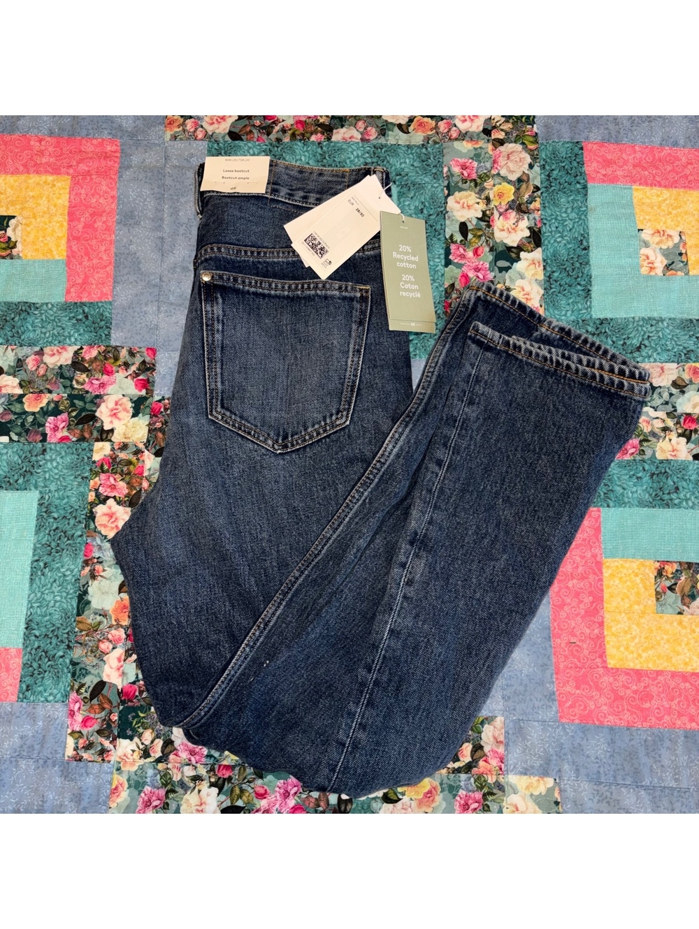 H&M NWT $59 Woman’s W28 L30 Loose Bootcut Blue Denim Jeans Size 28/30 - Picture 2 of 9